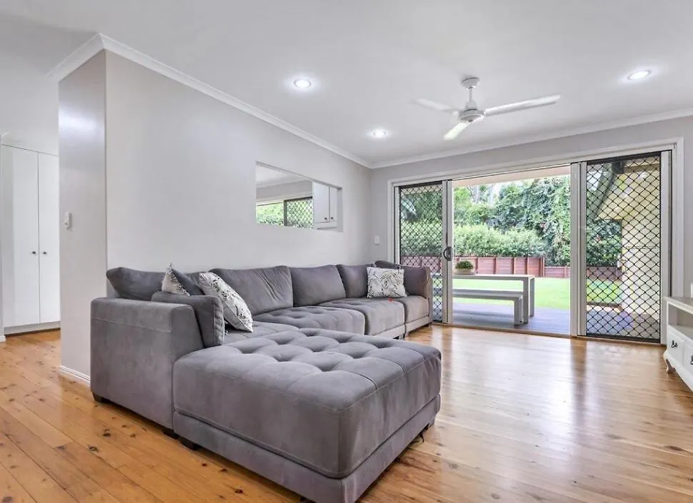 Lamington Cottage Rockhampton 0*,  Australia
